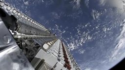 SpaceX изстреля още 46 сателита Starlink