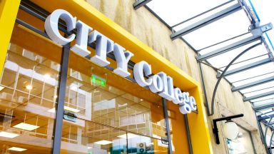 University of York Europe Campus CITY College ще предлага бакалавърски