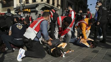 Турската полиция разпръсна със сила демонстранти които се опитаха да