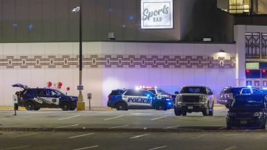 Неуточнен брой хора бяха простреляни вчера вечерта в казино в