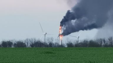 Ветрогенератор се запали тази вечер край Каварна При инцидента няма пострадали