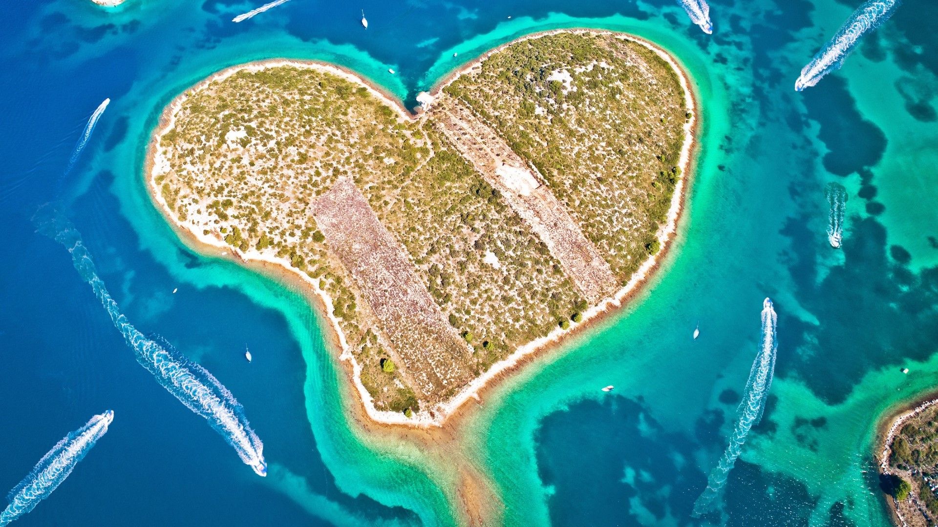 С любов от морето: 3 острова във форма на сърце (снимки)