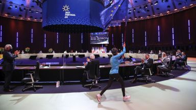 Висши представители на Европейския съюз и социалните партньори обещаха да