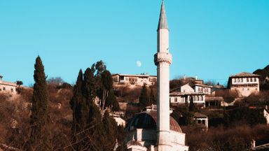 Първият набързо скалъпен план за подялбата на Югославия е осъществен