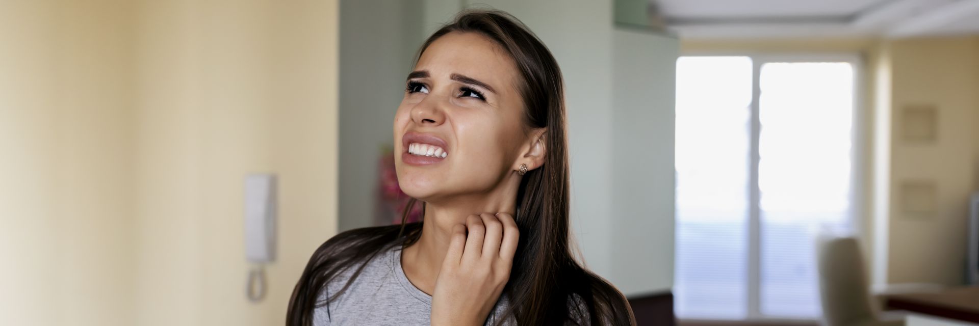 Стига си се чесала – ще ти остане белег! Стига си го мислила – ще ти мине! 