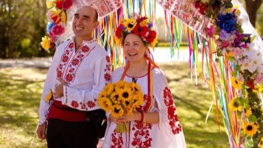 Световноизвестен мим от Свиленград се венча във Флорида за украинка
