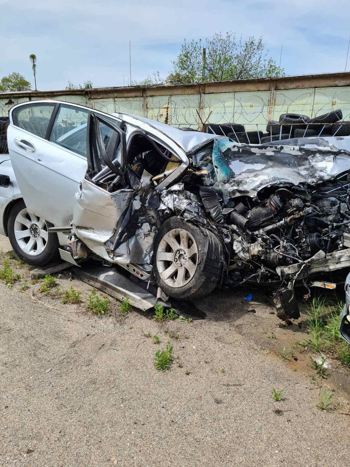 Смачканият автомобил на убития бивш полицай Николай Иванов
