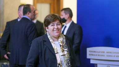 Служебният министър Стела Балтова и българското посолство в Букурещ съдействаха