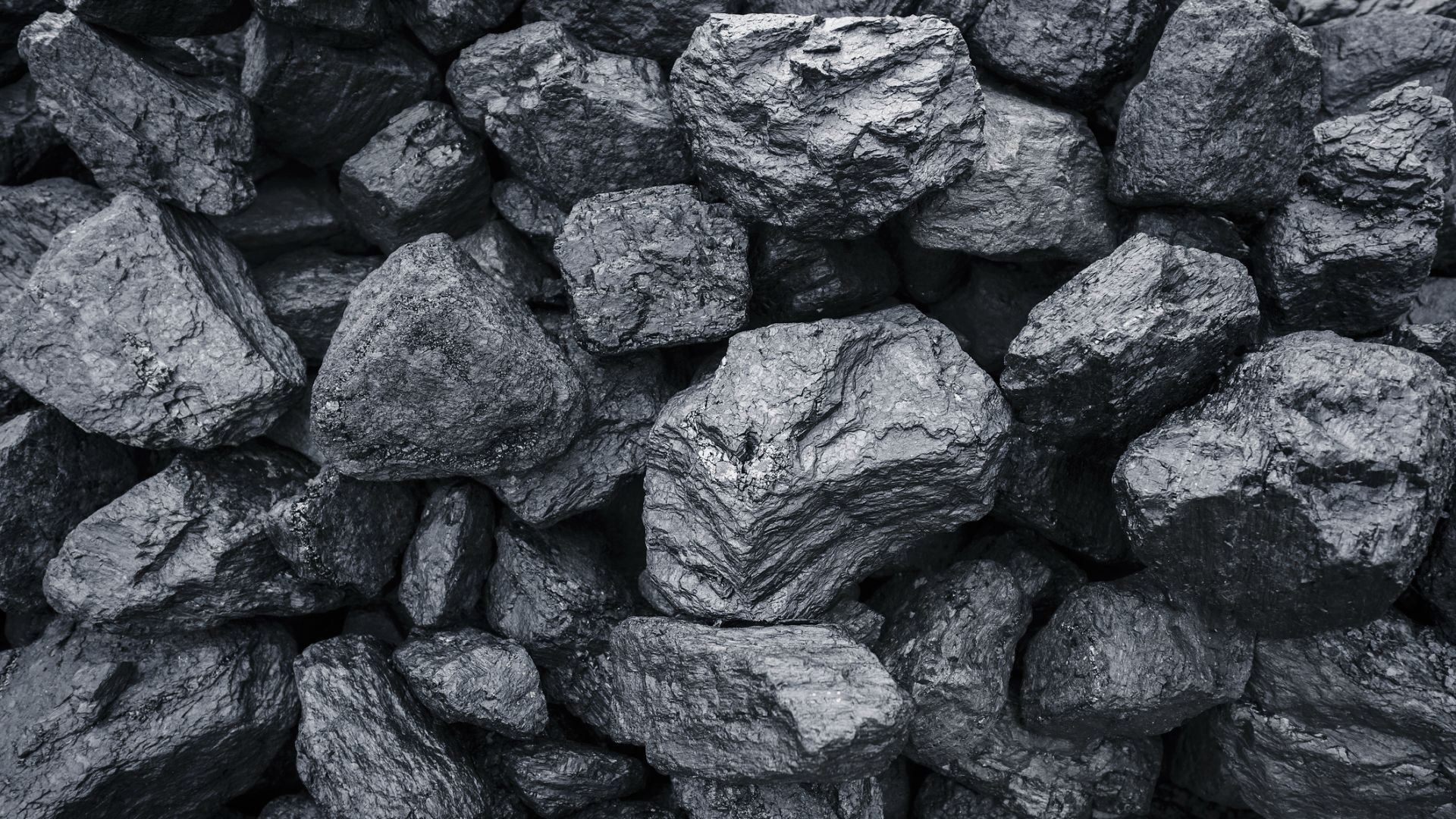 Търсенето на въглища в света ще достигне рекордно високи нива тази година