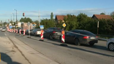 Започва дългоочакваният ремонт на пътя от Перник за София Движението