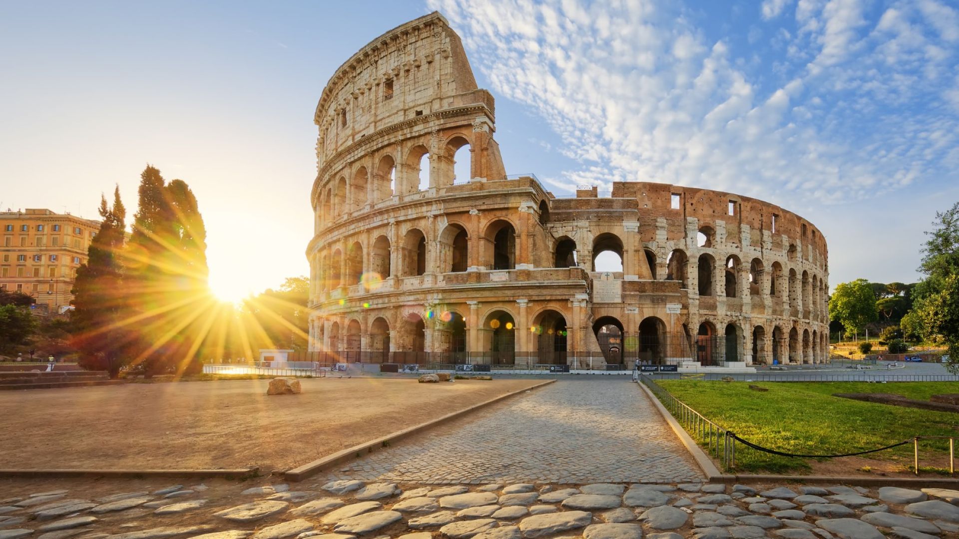 Какво трябва да знаете, ако пътувате като туристи в Италия сега