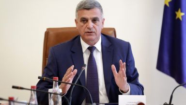  Служебният министър председател Стефан Янев е бил измежду подслушваните преди изборите политици 