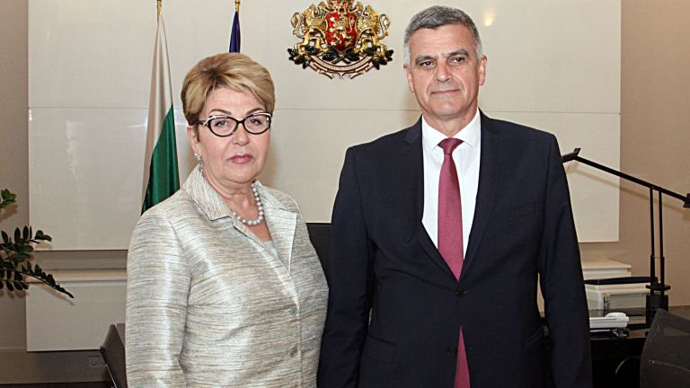 Министър-председателят Стефан Янев проведе среща с посланика на Руската Федерация