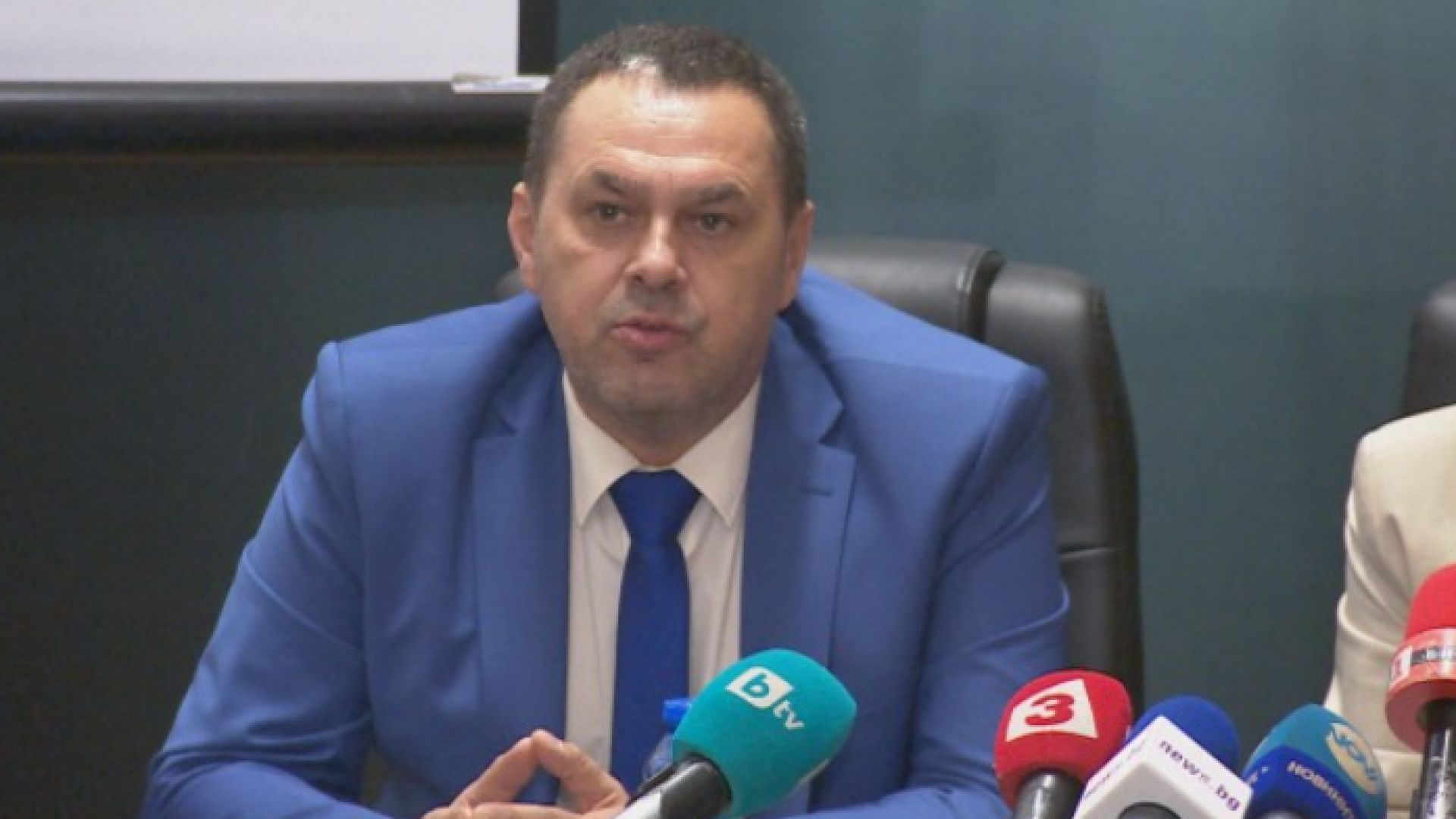 Бившият шеф на "Вътрешна сигурност" Стефчо Банков е освободен от МВР