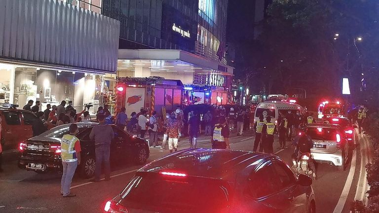 Над 200 души са ранени, 50 от които тежко, след