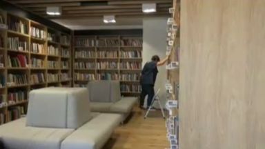 Опашки за новата библиотека в Бургас От близо месец най модерният