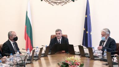 Служебният премиер Стефан Янев съобщи на брифинг след заседанието в