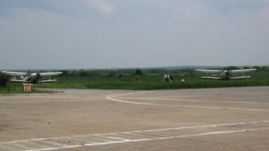 Редовни пътнически полети между Русе и София възнамерява да осъществи