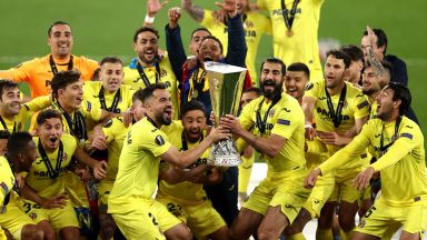 Уникална драма с 22 дузпи короняса Виляреал като шампион на Лига Европа