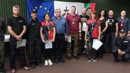 Полицаи мериха сили в турнир по стрелба с пистолет в Русе