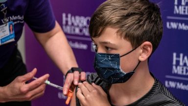 Полша започва Covid ваксинация на учениците 