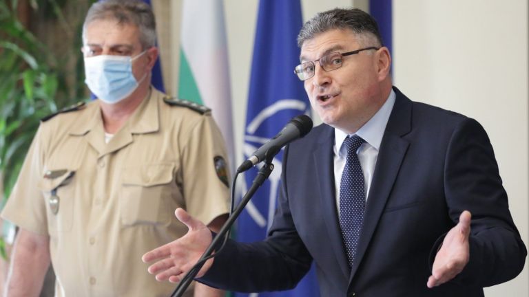 Министърът на отбраната в служебния кабинет Георги Панайотов каза пред