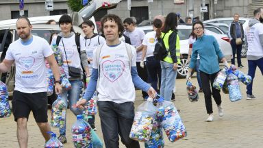 Благотворителната кампания Капачки за бъдеще се провежда днес в центъра