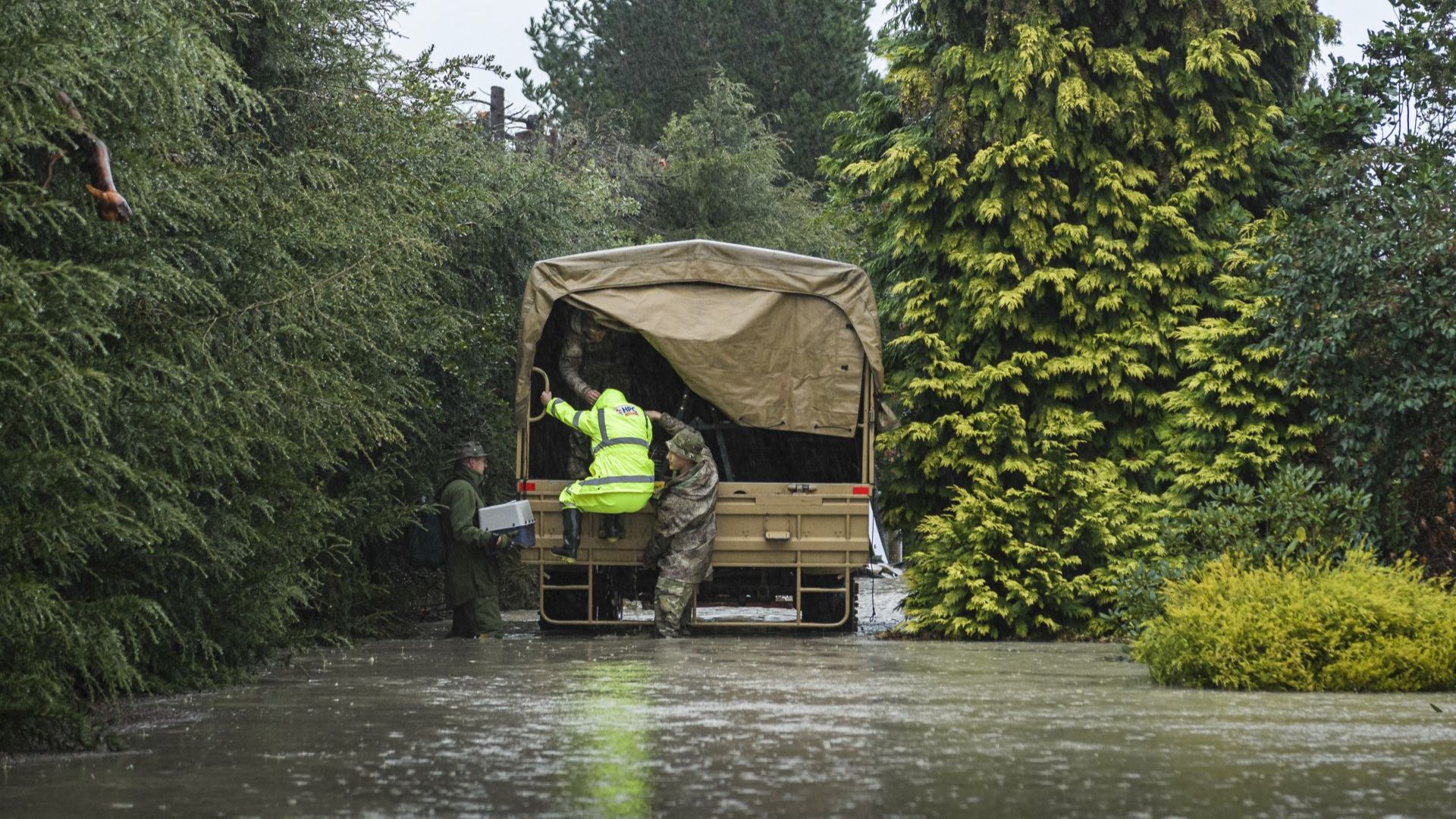  Правителството разгласи 72 500 $ за подкрепяне на кметовете в общностите в Кентърбъри, наранени от наводнението 