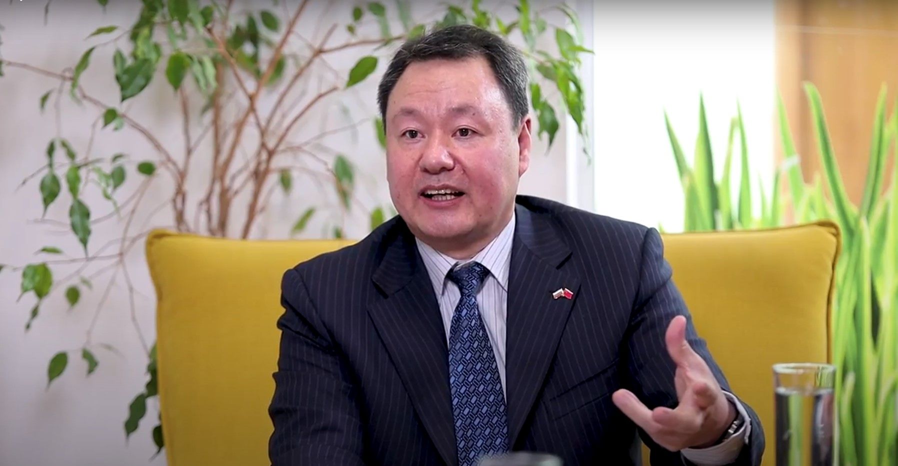 Политическият съветник към Н.П. посланика на КНР - Йен Дзиенцюн