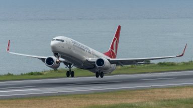 Фалшив сигнал за бомба в самолет блокира за часове турско летище