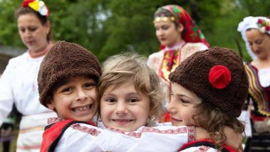 Президентът Румен Радев отправи пожелания към децата за техния празник