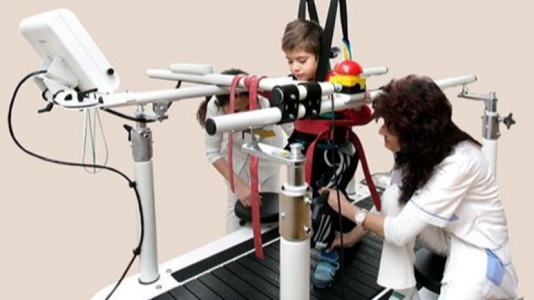 Oще 80 деца са подпомогнати от благотворителната инициатива Българската Коледа.