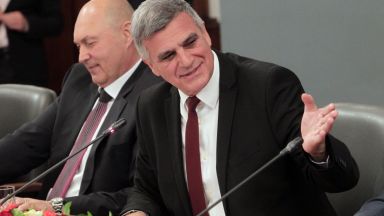 Служебният премиер Стефан Янев сподели в предаването Още от деня