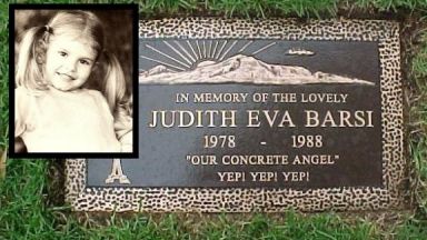 Трагичната съдба на Палечка от Холивуд: Джудит Барси бе застреляна от баща си на 10 г.