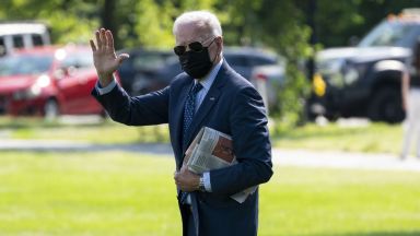 Американският посланик Джо Байдън номинира бившия сенатор републиканец Джеф Флейк