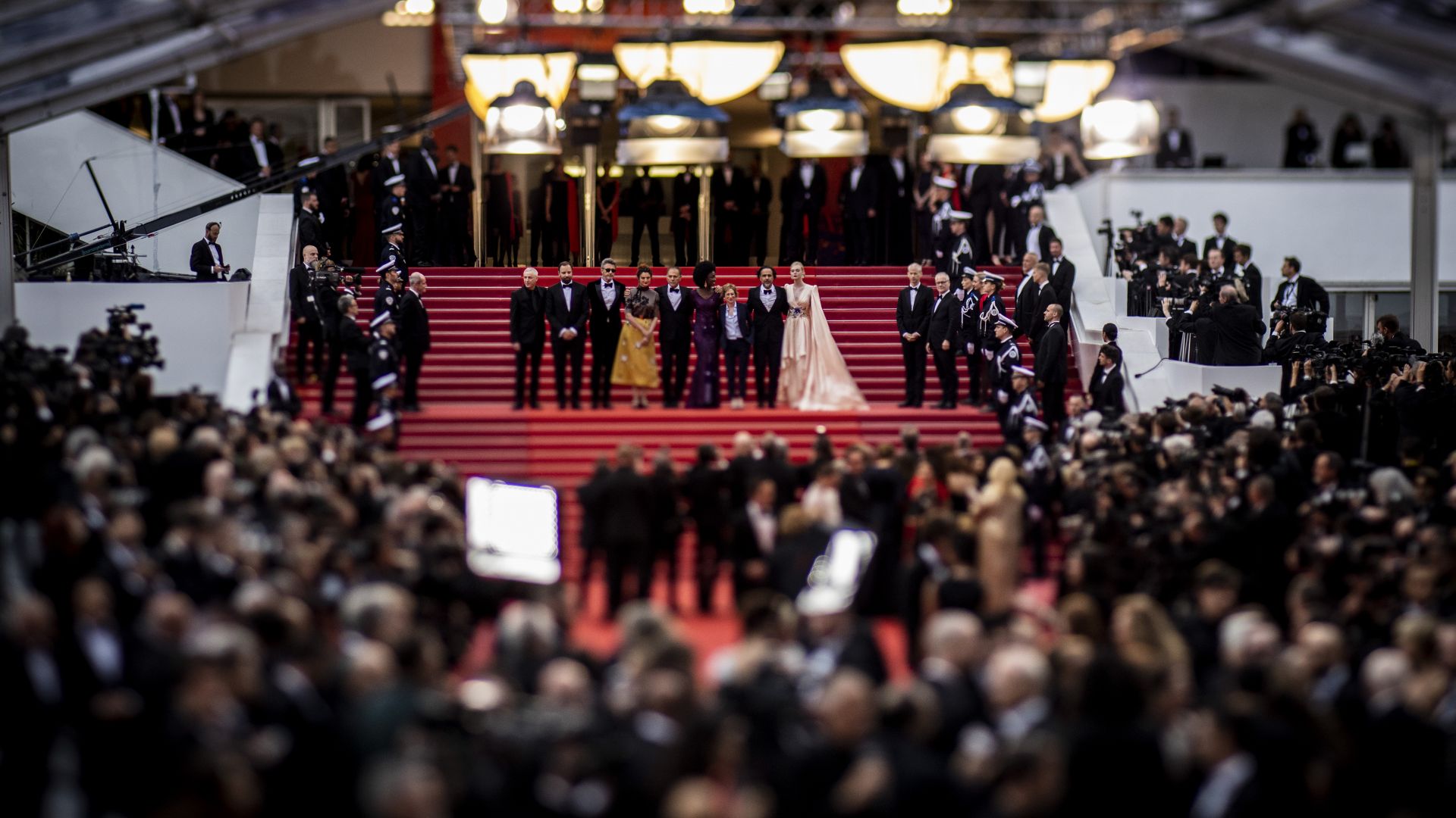 Последни премиери на кинофестивала в Кан преди наградите в събота