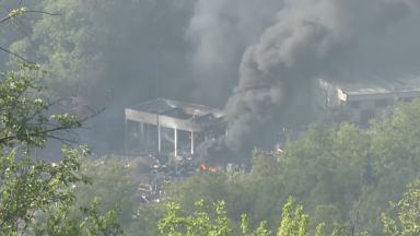 Щетите от взривовете и пожара във фабриката за боеприпаси Слобода