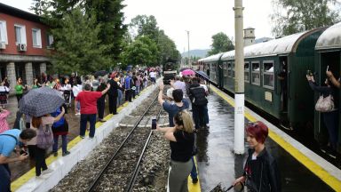 Родопската теснолинейка чества 100 години с атракционно пътуване
