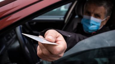 От днес Канада въвежда нови правила за пристигащите български граждани