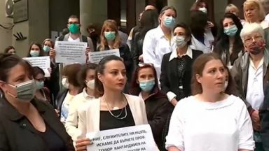 Колеги на пенсионирания проф Тодор Кантарджиев се събраха отново на