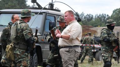 Най вероятно пилотът е загубил ориентация тъй като полетът е извършван