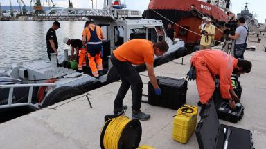 Заради влошените метеоролигични условия издирването на падналия край Шабла МиГ 29