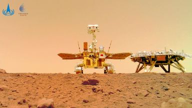 Пясъчна буря може да е повредила китайския роувър на Марс