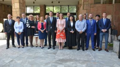 Коалиция ГЕРБ СДС откри предизборната си кампания с официално представяне на