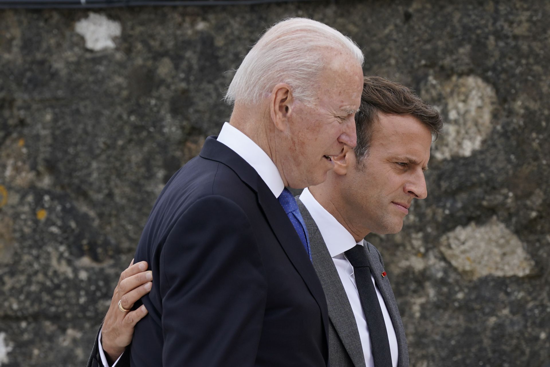  Американският президент Джо Байдън и френският президент Еманюел Макрон 