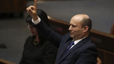 Наафтали Бенет 49 годишният лидер на дясната партия Ямина положи клетва