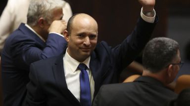 Наафтали Бенет 49 годишният лидер на дясната партия Ямина положи клетва