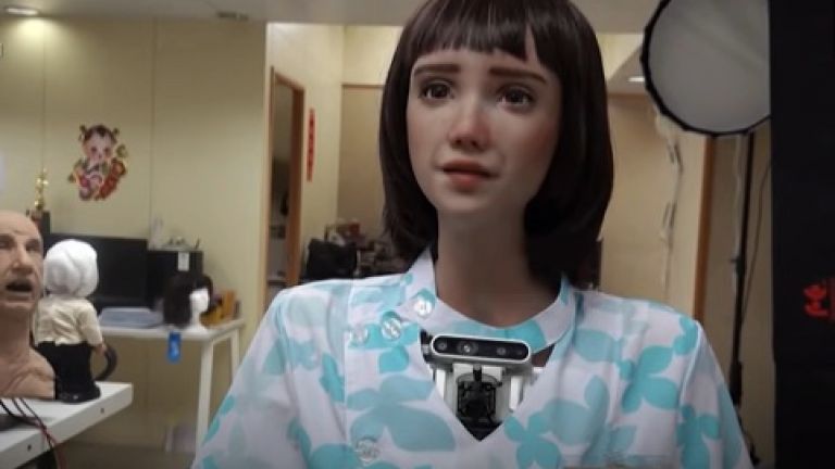Създадоха нов вариант на хуманоидния робот София - медицинската сестра Грейс (видео)