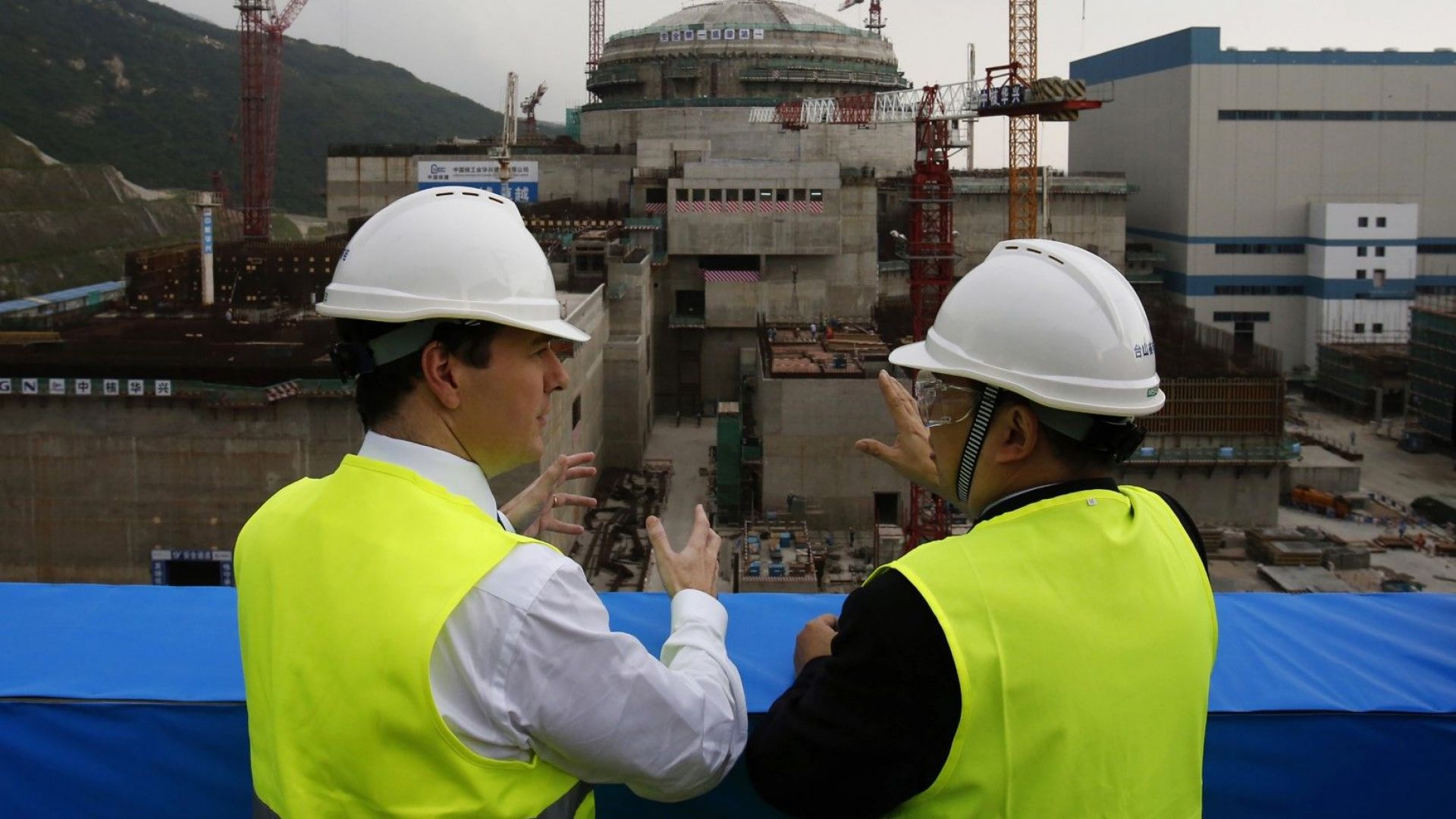 САЩ и Франция оценяват съобщенията за теч в китайска атомна централа