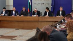 Служебният кабинет: Обществените пари са харчени безконтролно